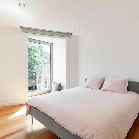 Apartment Cosy 1-bedroom Flat With Free Parking On Premises