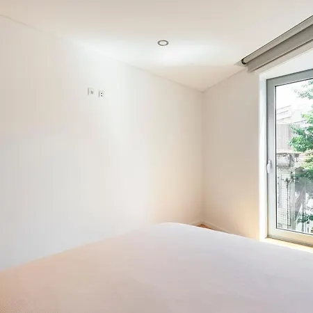 Cosy 1-bedroom Flat With Free Parking On Premises شقة بورتو